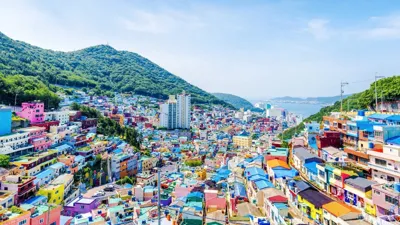 Busan i morze, które uspokaja tempo podróży
